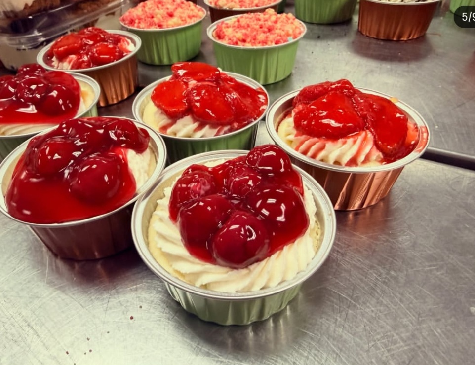 Love Bites (5 oz Tins) — Classic Strawberry
