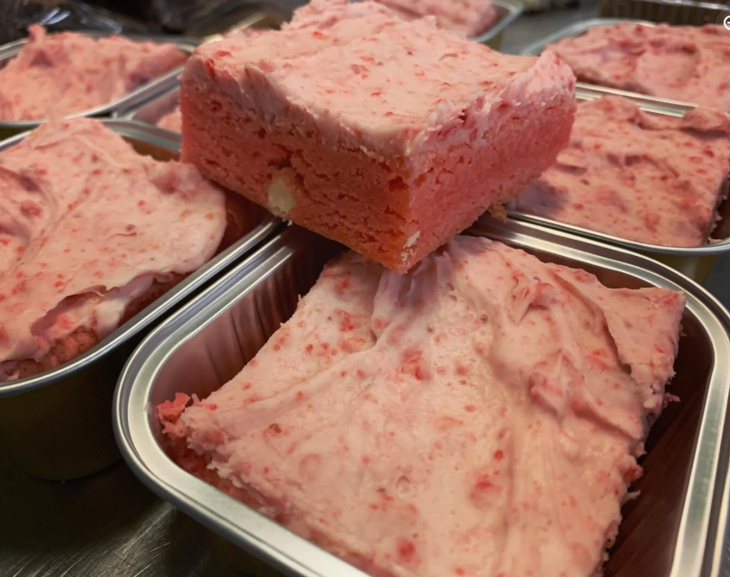 Brownies — Classic Strawberry